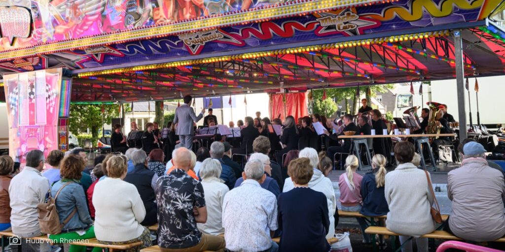 Het jaarlijkse kermis-matinee-concert van Muziekvereniging Vlijt en Volharding.