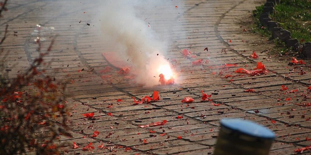 Vuurwerk in beslag genomen.