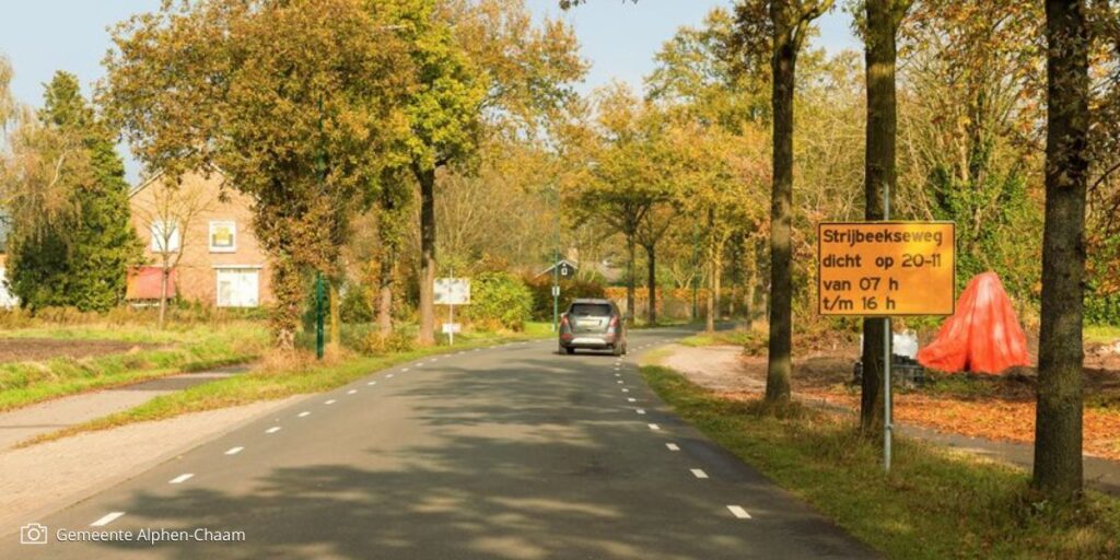 Strijbeekseweg in Strijbeek.