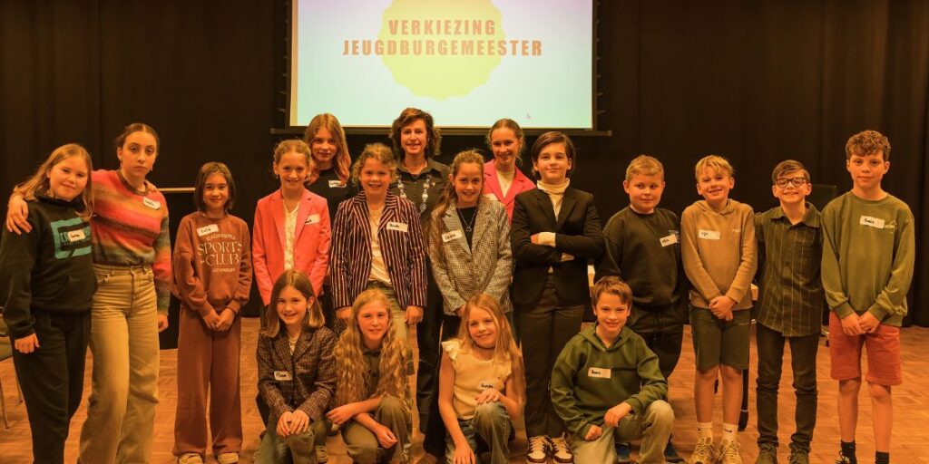 Alle kandidaten tijdens de verkiezing jeugdburgemeester